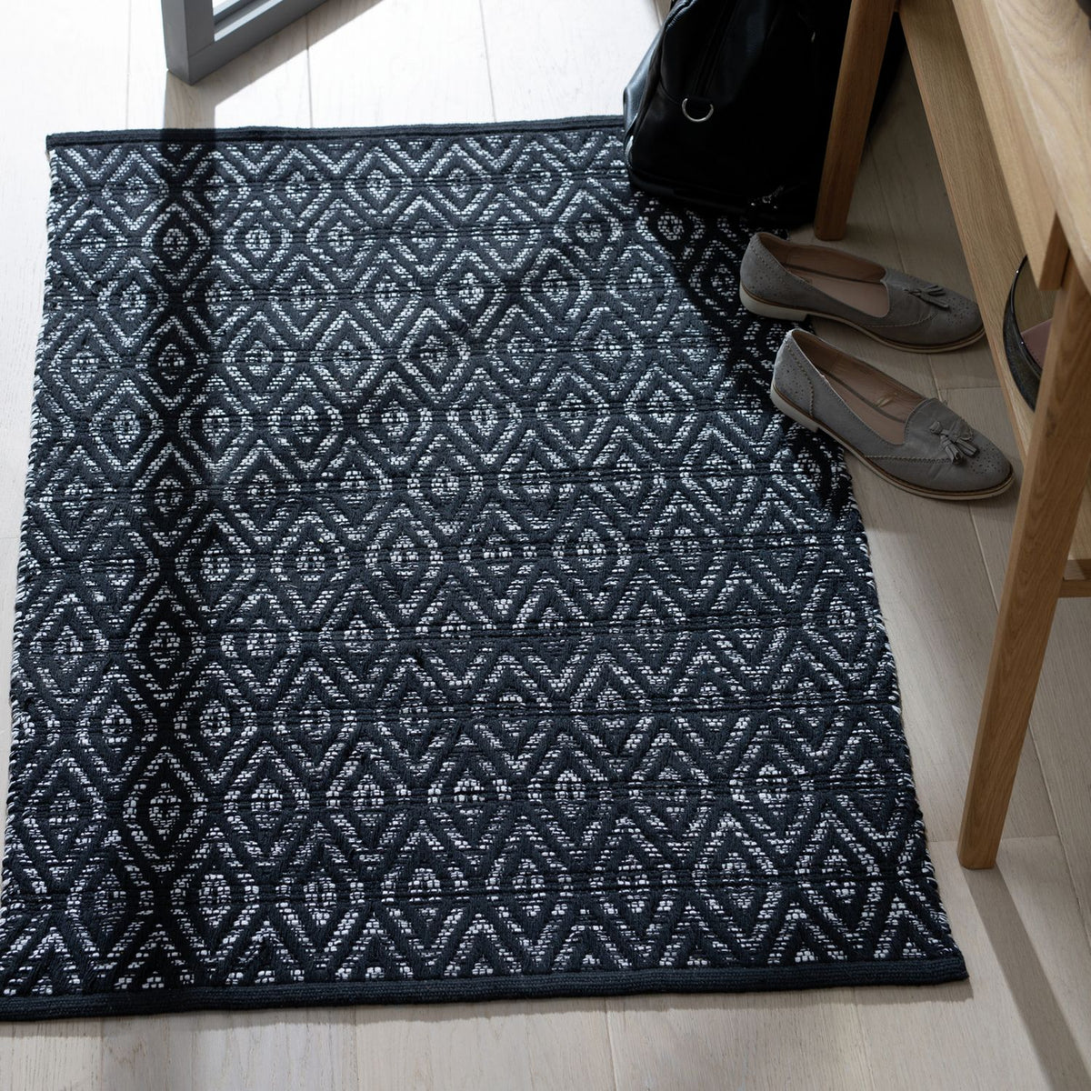 Argos Home Geometric Black Cotton Rug - 80x110cm