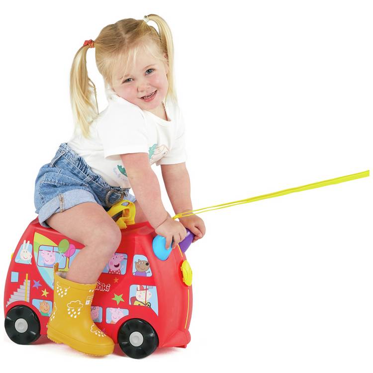 Trunki Peppa Pig ride-on suitcase red 18L - British product
