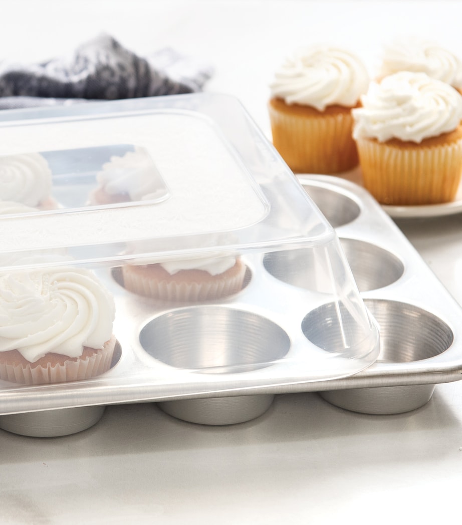 Nordic Ware 12-cup muffin pan with lid, UK version