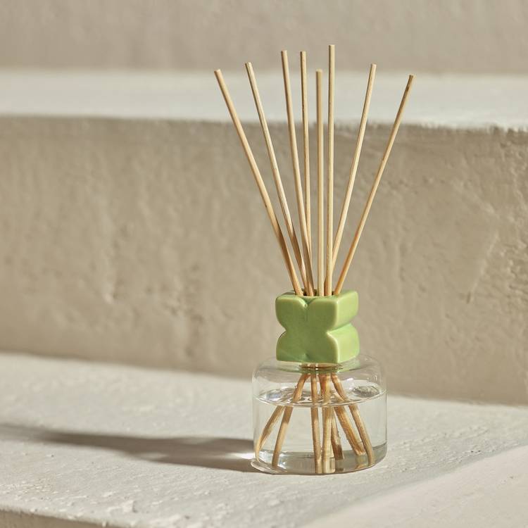 Habitat Scion Prairie reed diffuser Oak Geranium 90ml, UK version
