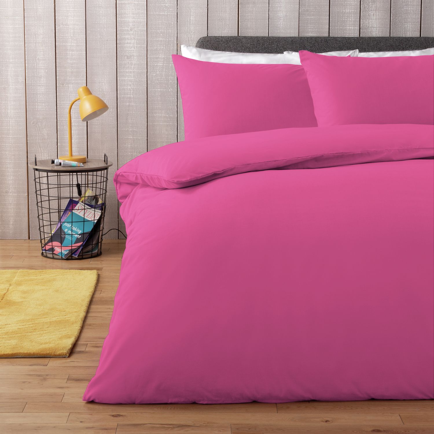 Habitat Polycotton Plain Cerise Bedding Set - King size