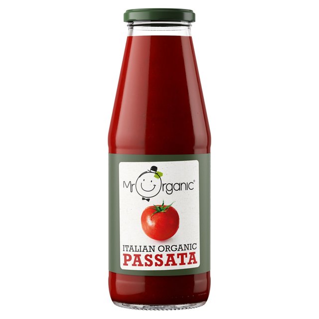 Mr Organic Italian Passata   690g GOODS M&S   