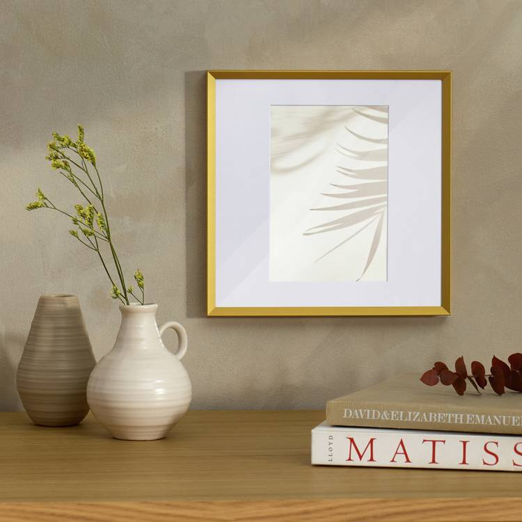Habitat gold effect metal picture frame 4x6 inch (British brand)