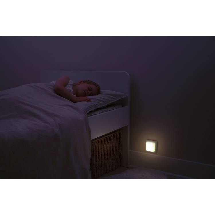 Cloud B plug in night light clouds (British brand)