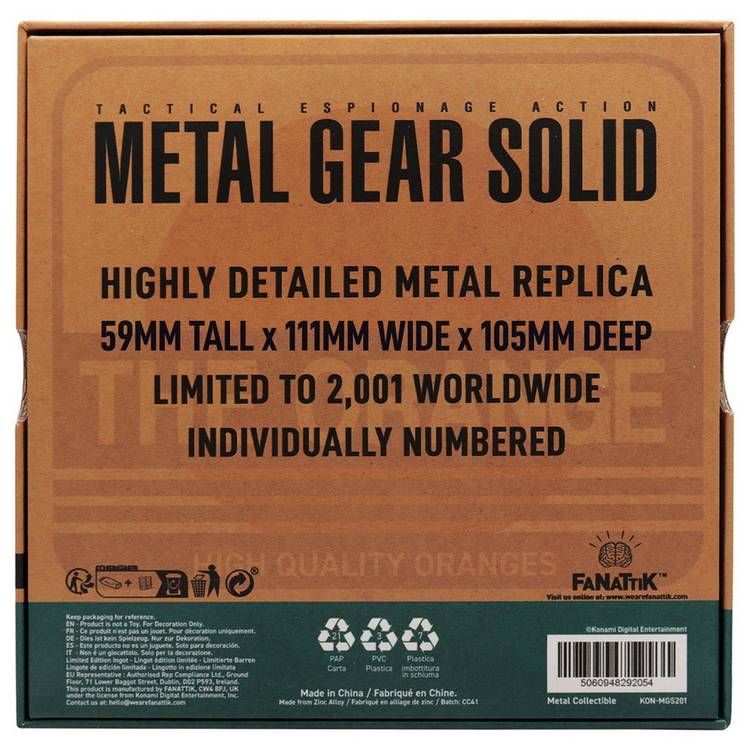 Metal Gear Solid 2 replica cardboard box in metal, UK version