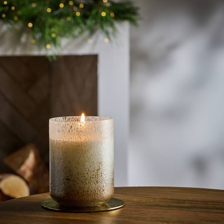 Habitat Confetti Singlewick Candle - Under the Mistletoe