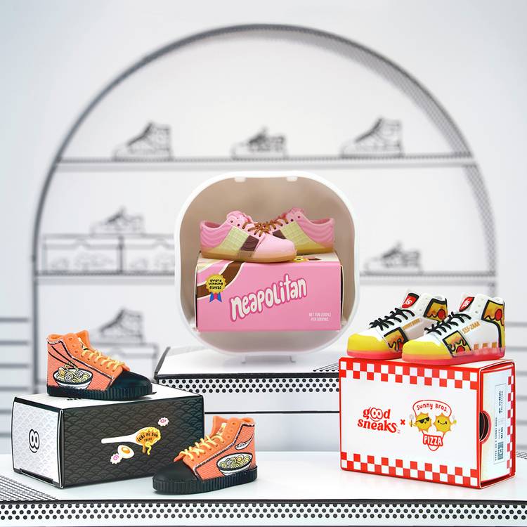 MGA Miniverse Make It Mini Fashion Sneakers craft kit (British brand)