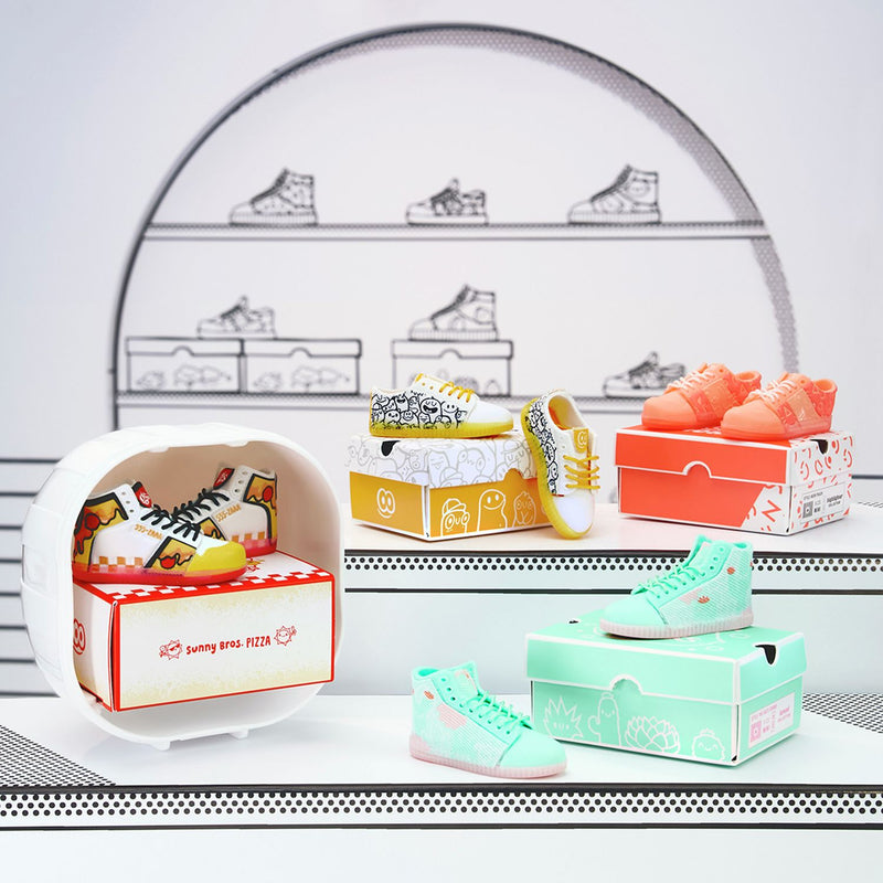 MGA Miniverse Make It Mini Fashion Sneakers craft kit (British brand)