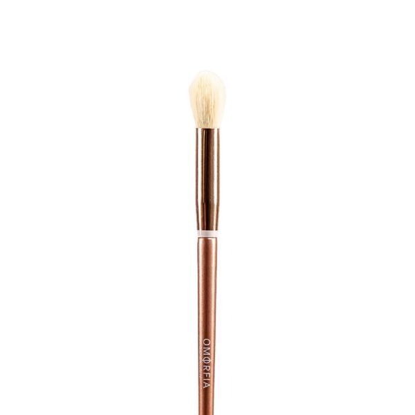 Omorfia Highlighter Heaven Brush with synthetic bristles (British brand)