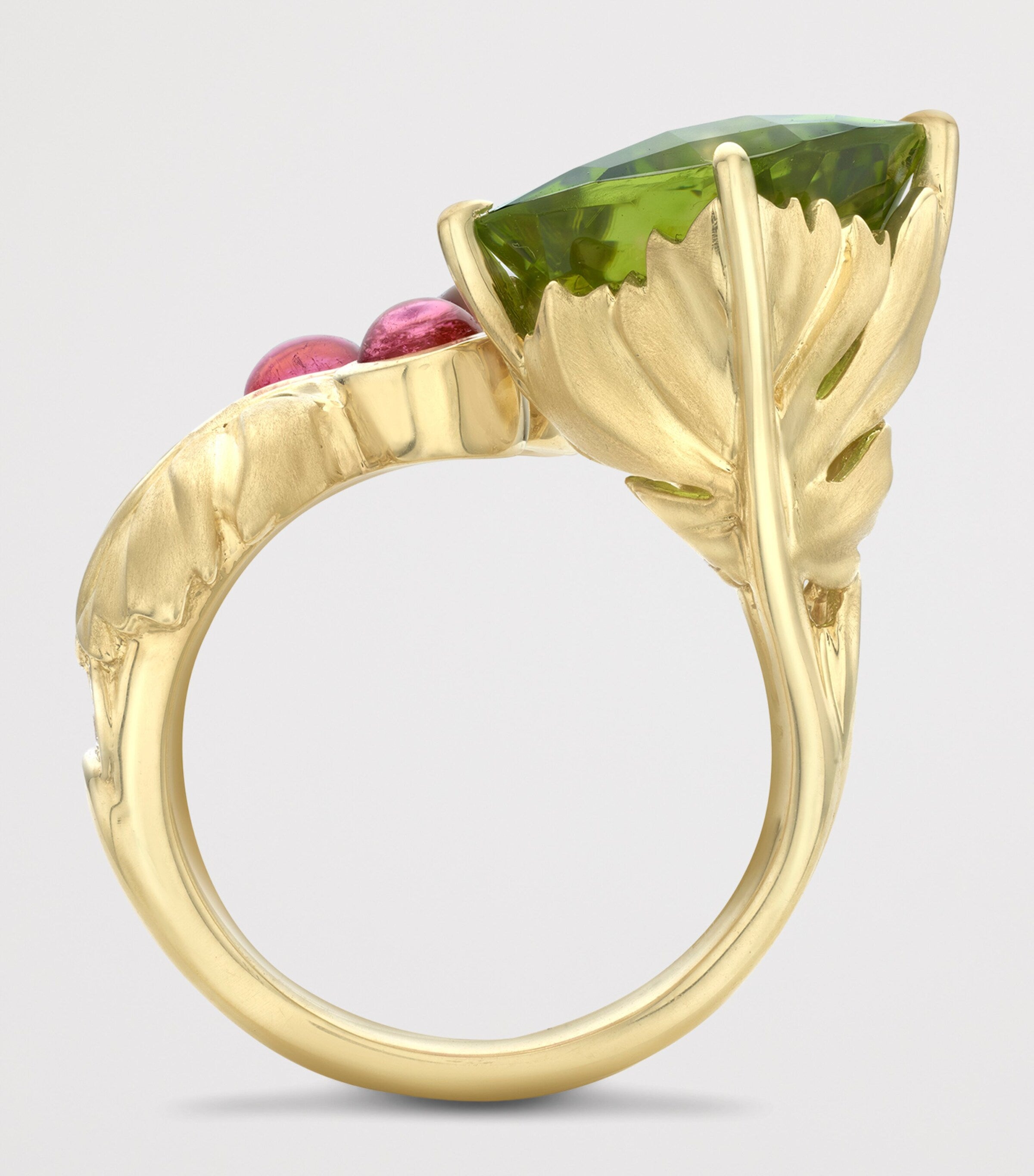 Boodles Great Vine Gemini ring in 18kt yellow gold - British product