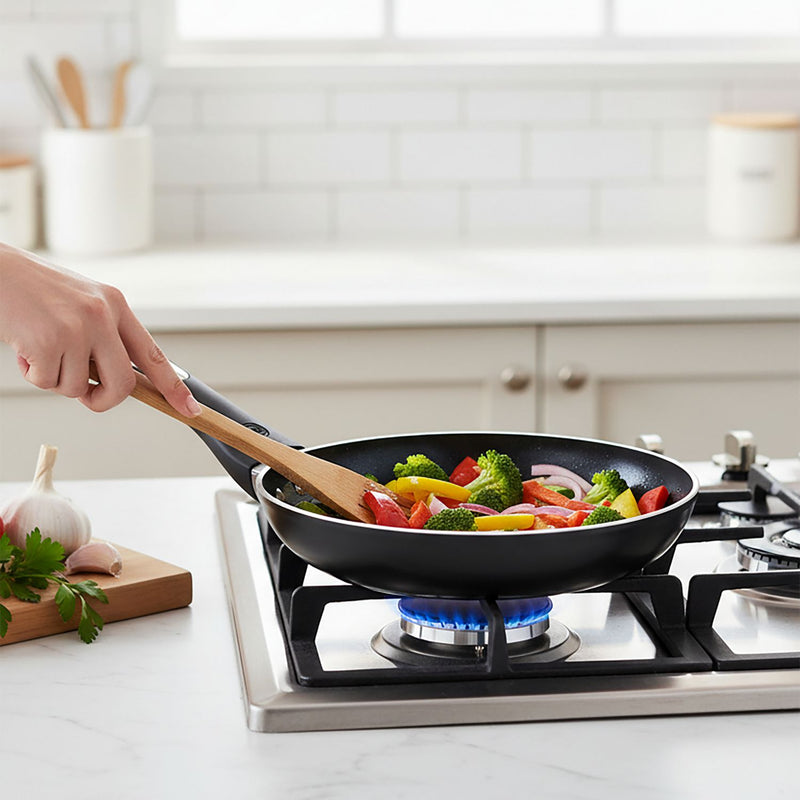 MasterChef non-stick aluminium frying pan set 20-28cm - British product