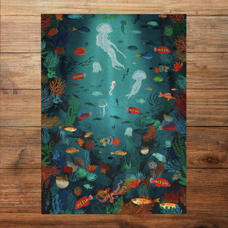 Gibsons Underwater World 1000 piece circular puzzle - British product