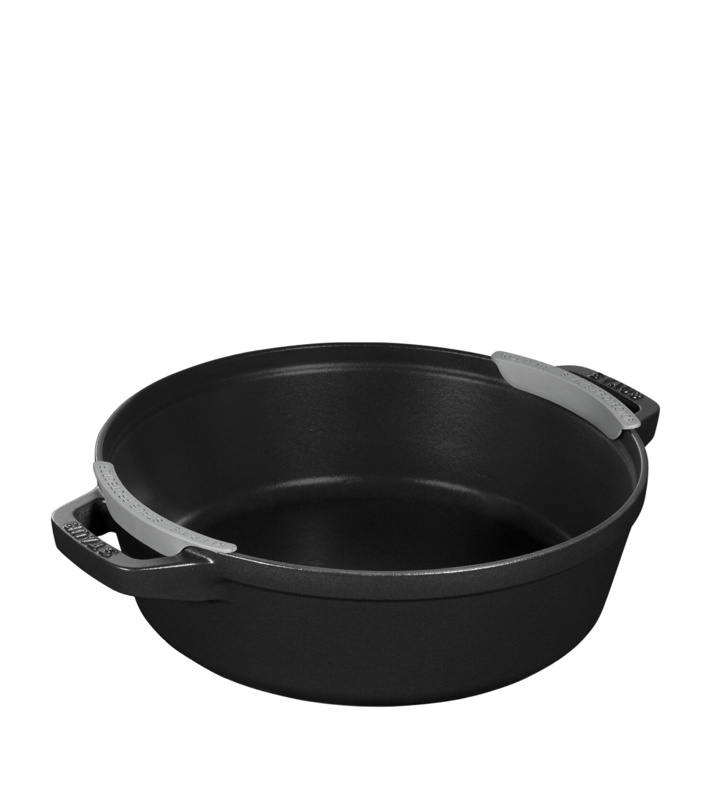 Staub 3-piece round stackable cast iron cocotte set with 1.9L, 2.9L, and 4L capacities (British brand)