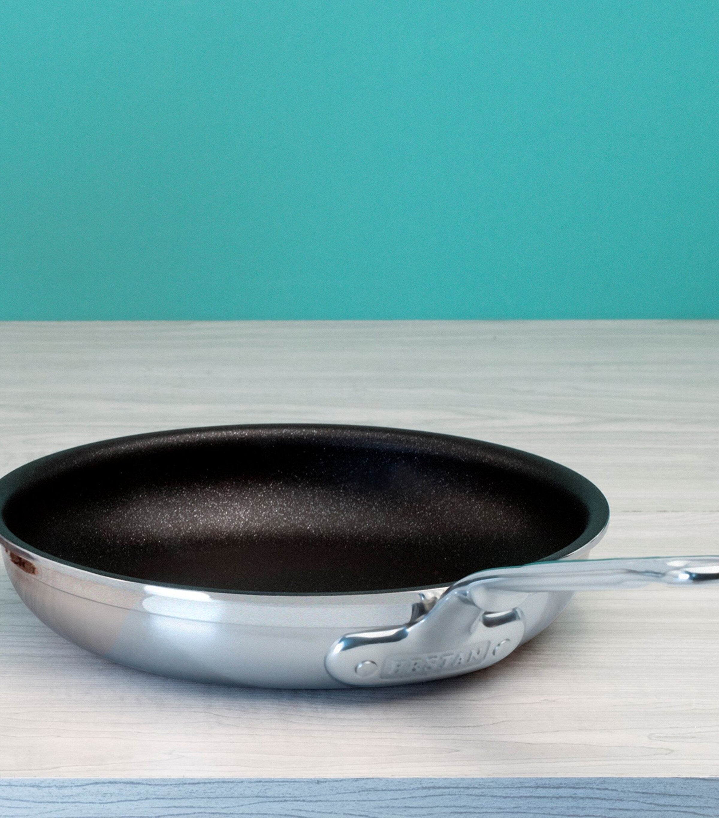 Hestan ProBond Non-Stick Skillet 22cm, UK version
