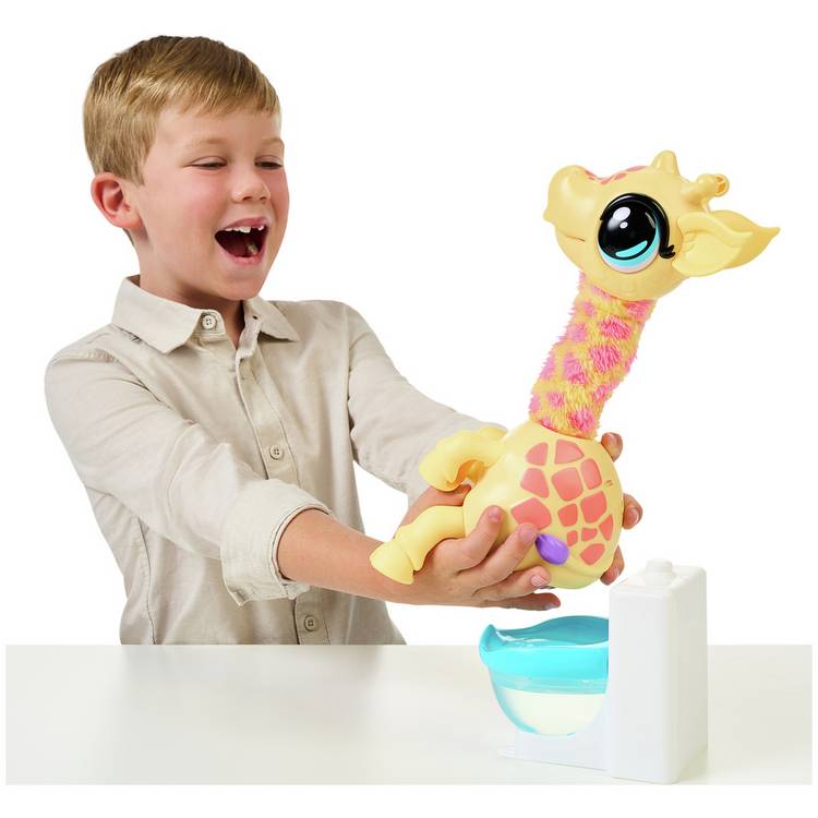 Little Live Pets interactive giraffe toy Gigi, imported from the UK