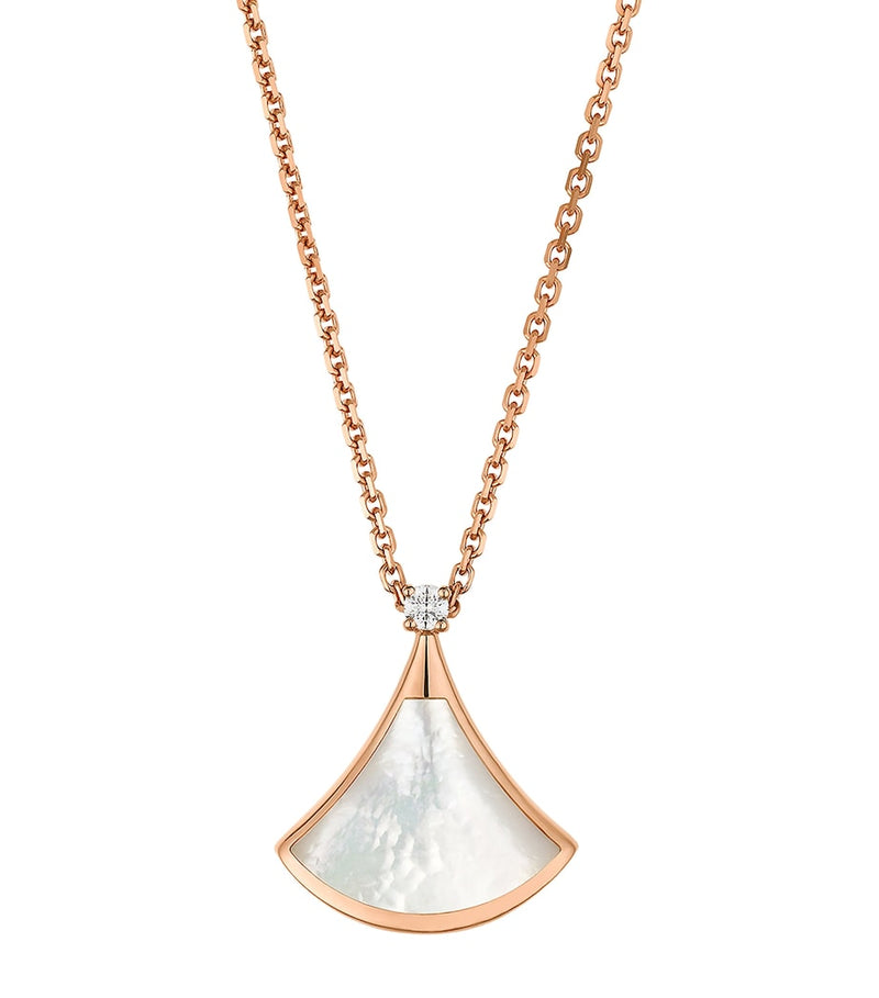 Bvlgari Divas' Dream necklace in rose gold and mother-of-pearl, UK version