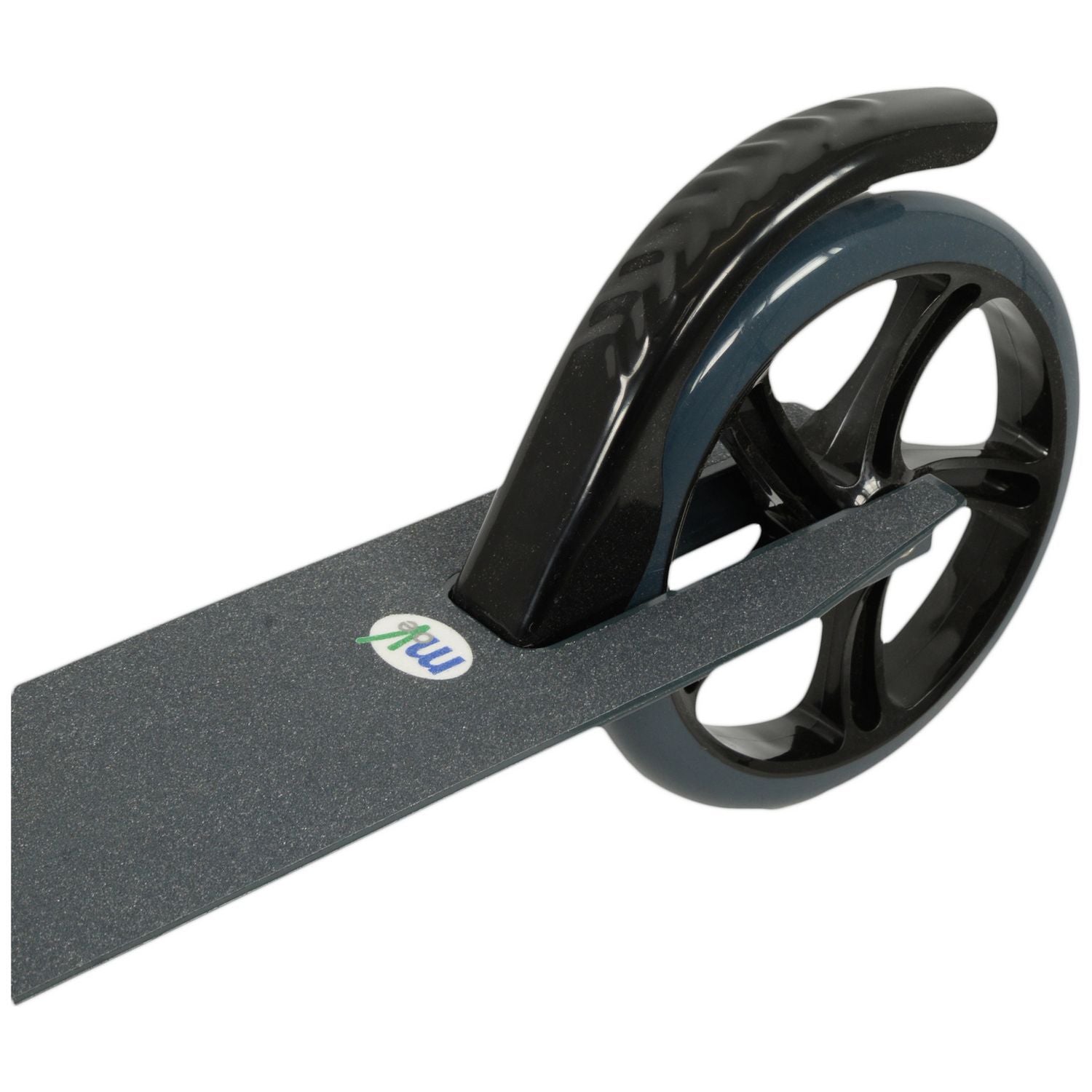 MoVe foldable 2 wheel scooter black - British brand