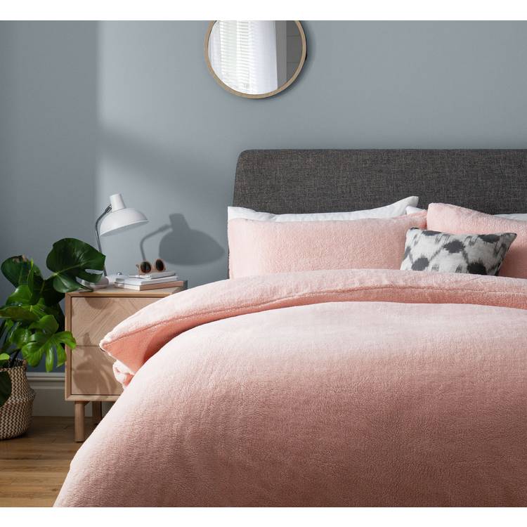 Argos Home teddy fleece blush bedding set single, imported from the UK