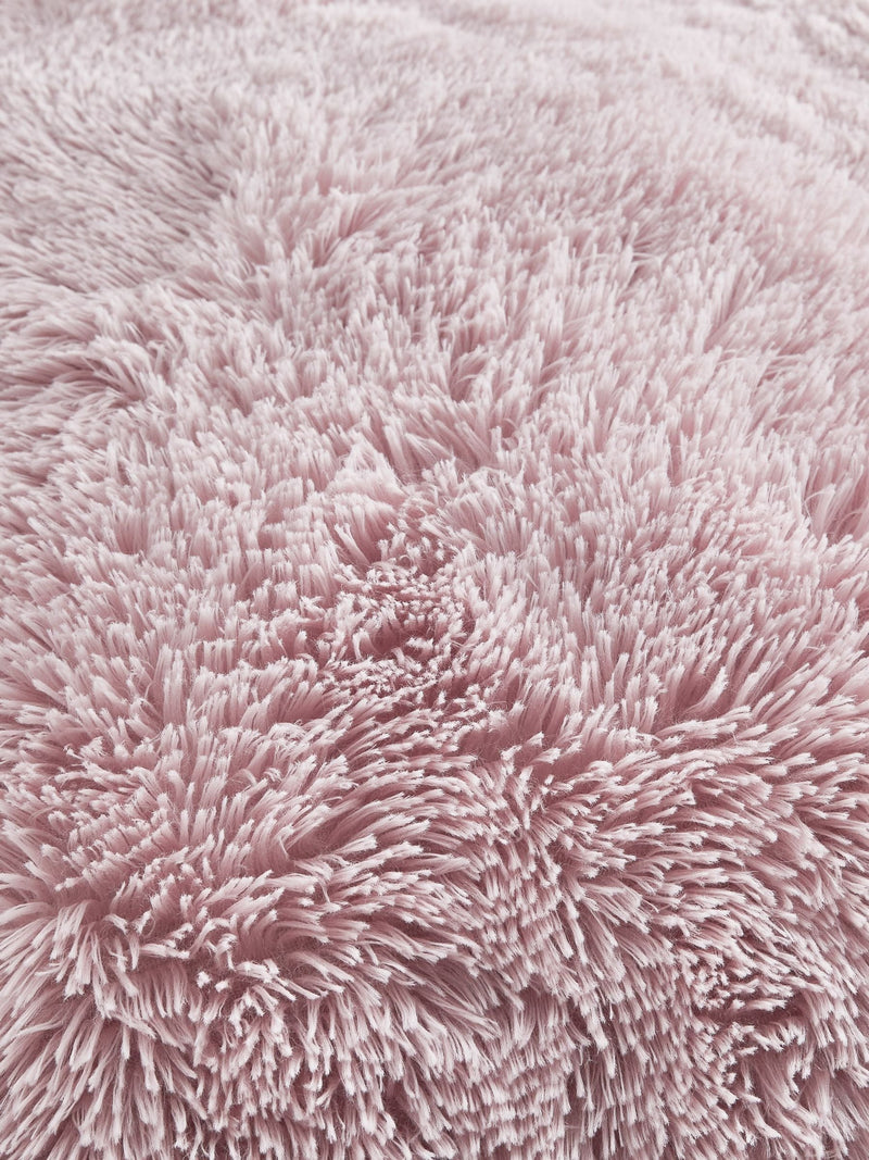 Catherine Lansfield pink extra large faux fur throw (British brand)