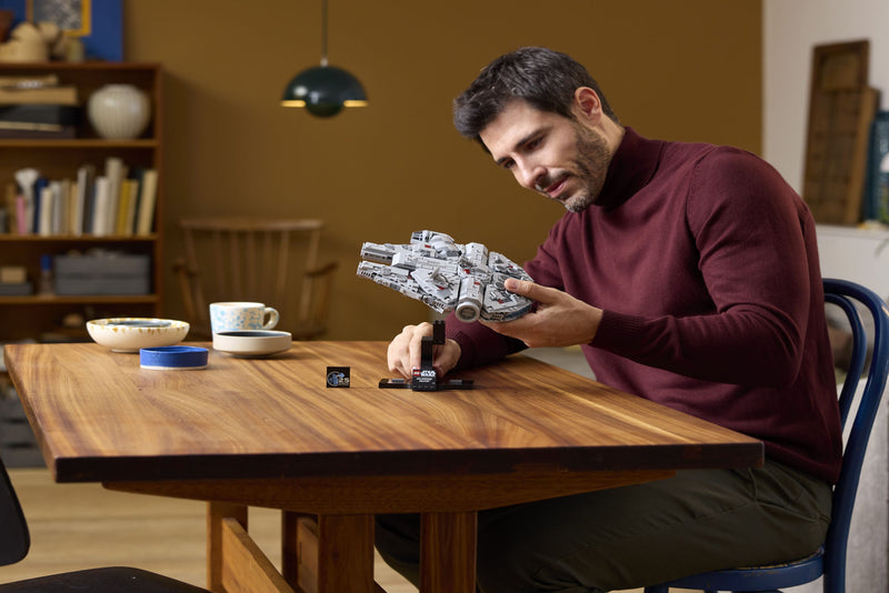 LEGO Millennium Falcon starship model 921 Piece, imported from the UK