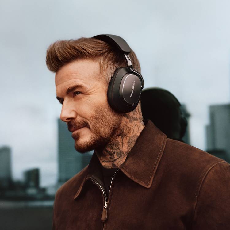 Bowers & Wilkins Px8 S2 wireless headphones black (British brand)