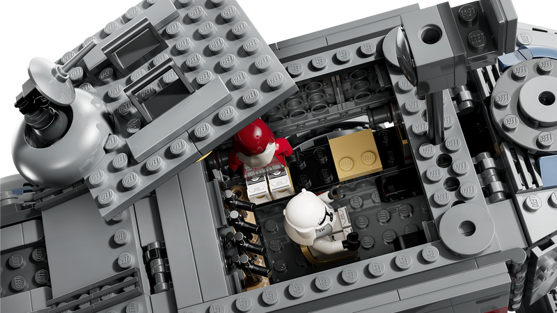 LEGO Republic Juggernaut building set 813 pieces, imported from the UK