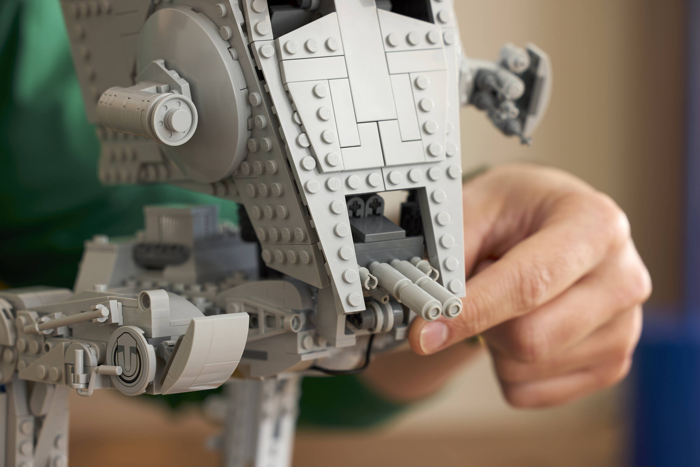 LEGO AT-ST Walker building set 1513 Pieces - British product