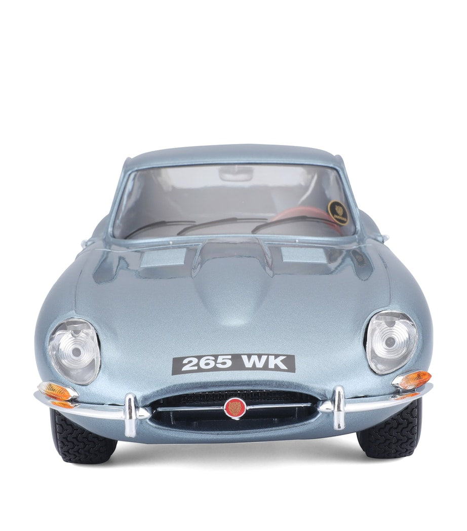 Bburago 1961 Jaguar E Coupe 1:18 die-cast model - British product