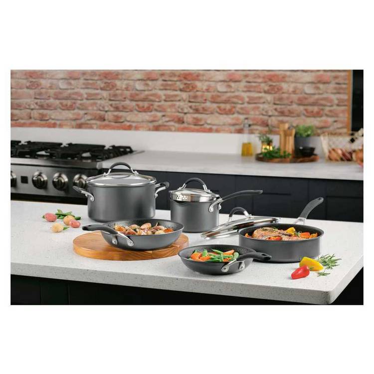 Circulon Scratch Defense 5 piece aluminium cookware set (British brand)