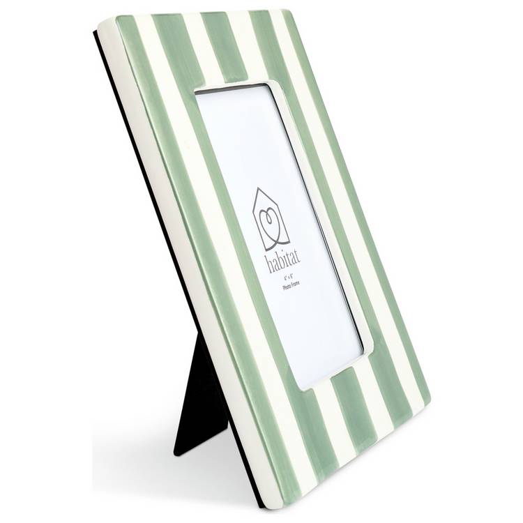 Habitat green ceramic picture frame 4x6, UK version