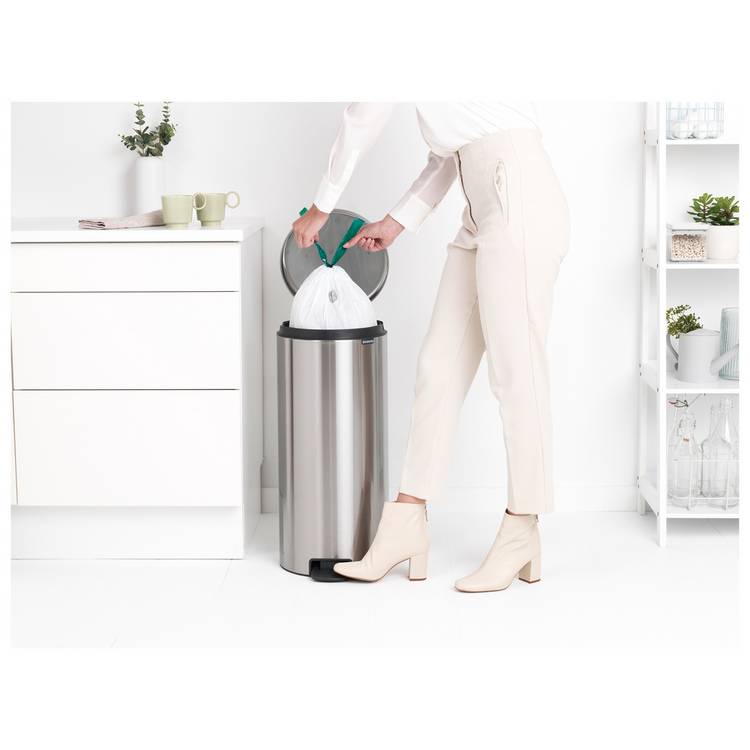 Brabantia New Icon 30 litre steel pedal bin (British brand)