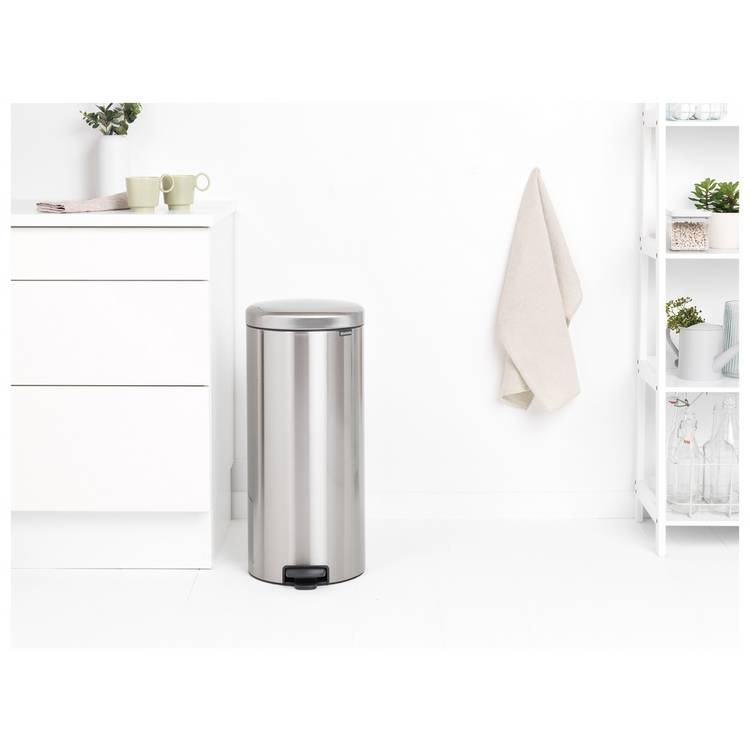 Brabantia New Icon 30 litre steel pedal bin (British brand)
