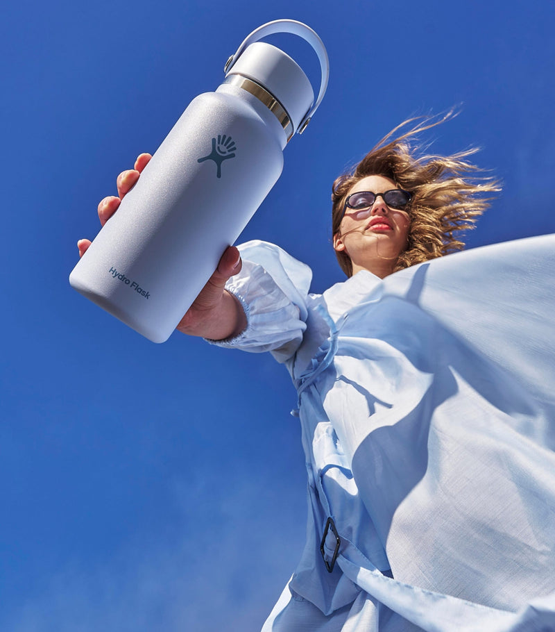 Hydro Flask wide mouth bottle with flex straw cap 946ml, UK version