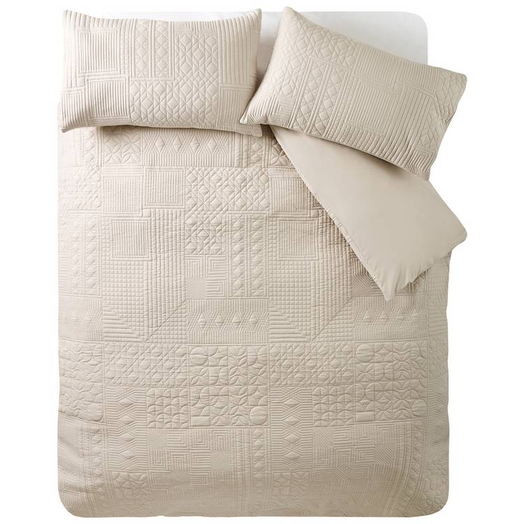 Catherine Lansfield Folkstone Geo natural double bedding set, UK version