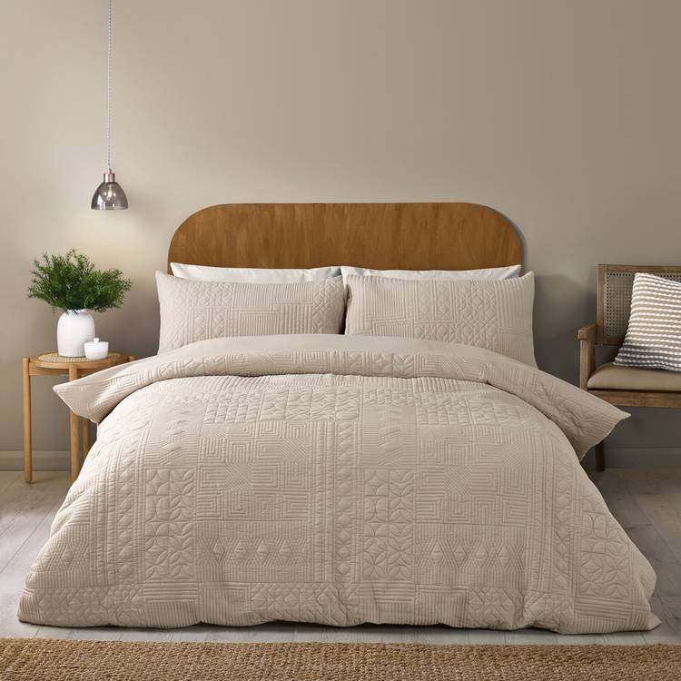 Catherine Lansfield Folkstone Geo natural double bedding set, UK version