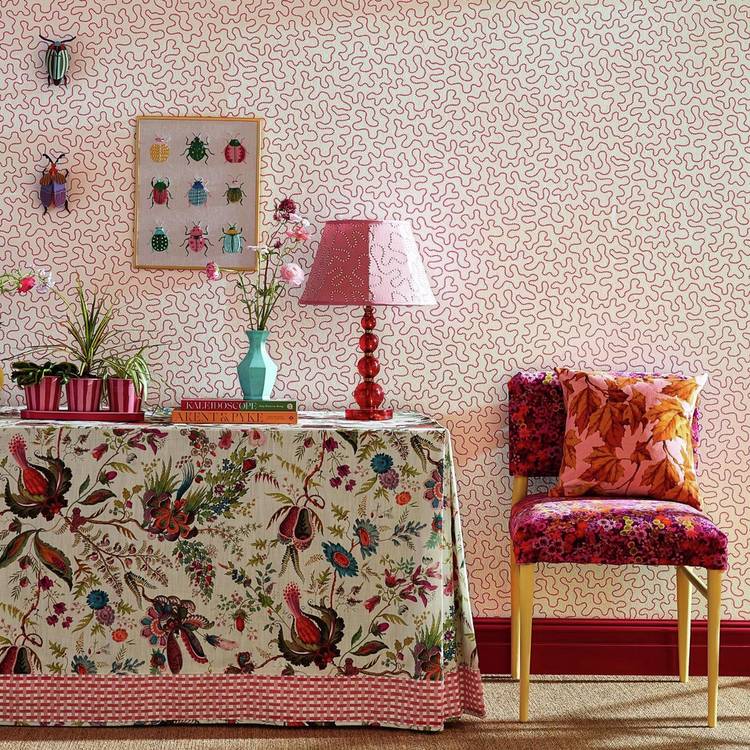 Harlequin Wiggle rose quartz pink wallpaper roll (British brand)