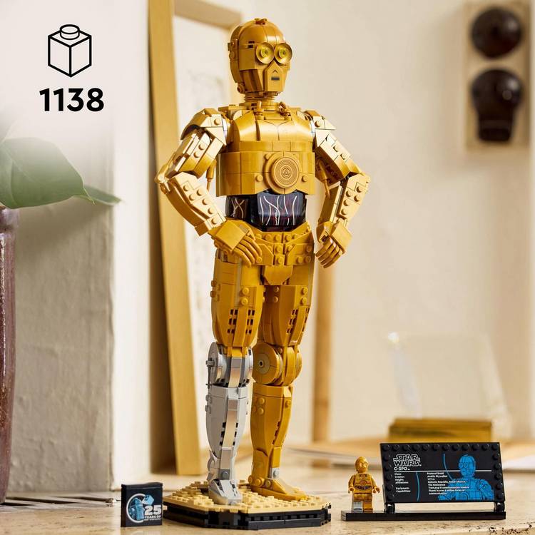 LEGO Star Wars C-3PO buildable figure 75398 - British product