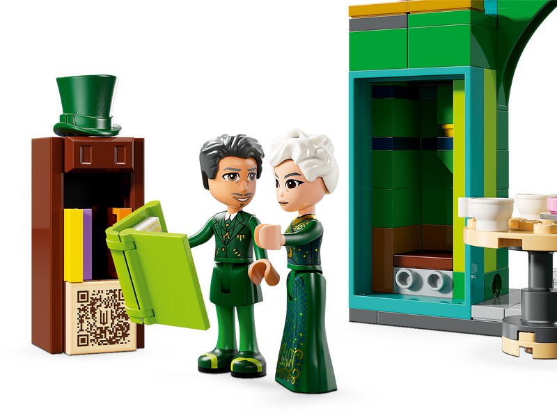 LEGO Wicked Welcome to Emerald City 945 Pieces (British brand)