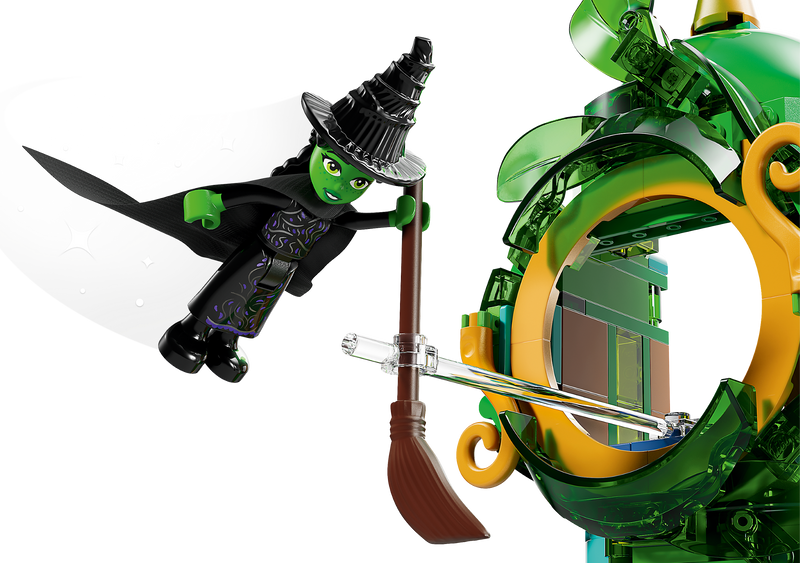 LEGO Wicked Welcome to Emerald City 945 Pieces (British brand)