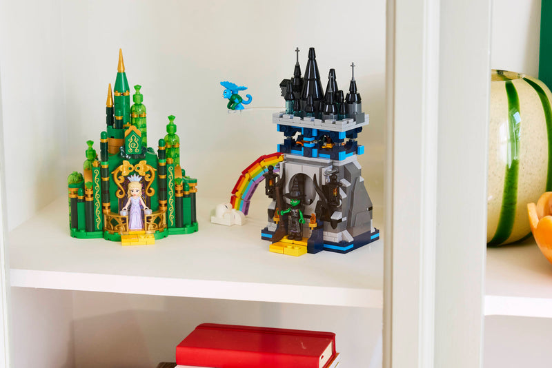 LEGO Emerald City and Kiamo Ko Castle 860 pieces - British product