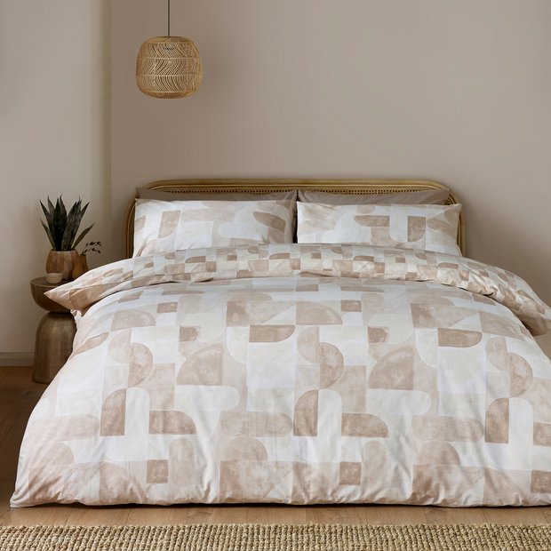 Catherine Lansfield geometric bedding set double, UK version