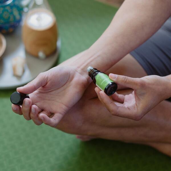 Clarity Blend Active Life aromatherapy roll on 10ml, imported from the UK