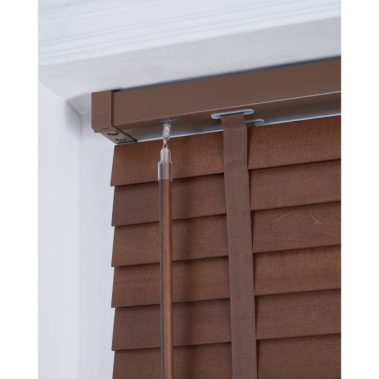 Little Black Book basswood walnut venetian blind 60cm (British brand)