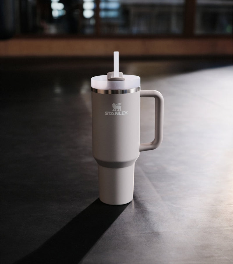 Stanley vacuum-insulated tumbler with straw, 1.18L (British brand)
