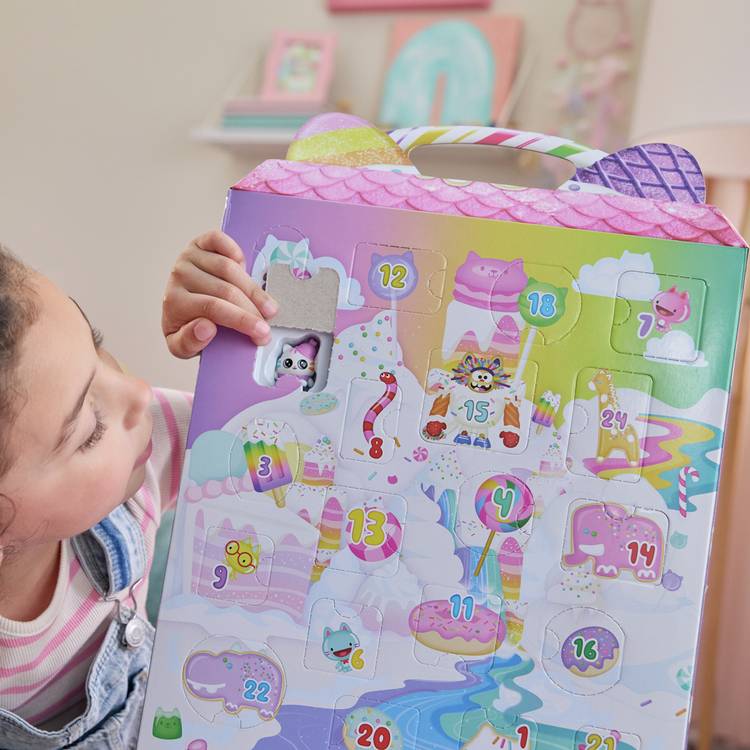 Gabby's Dollhouse Movie Advent Calendar with 24 surprises, UK version