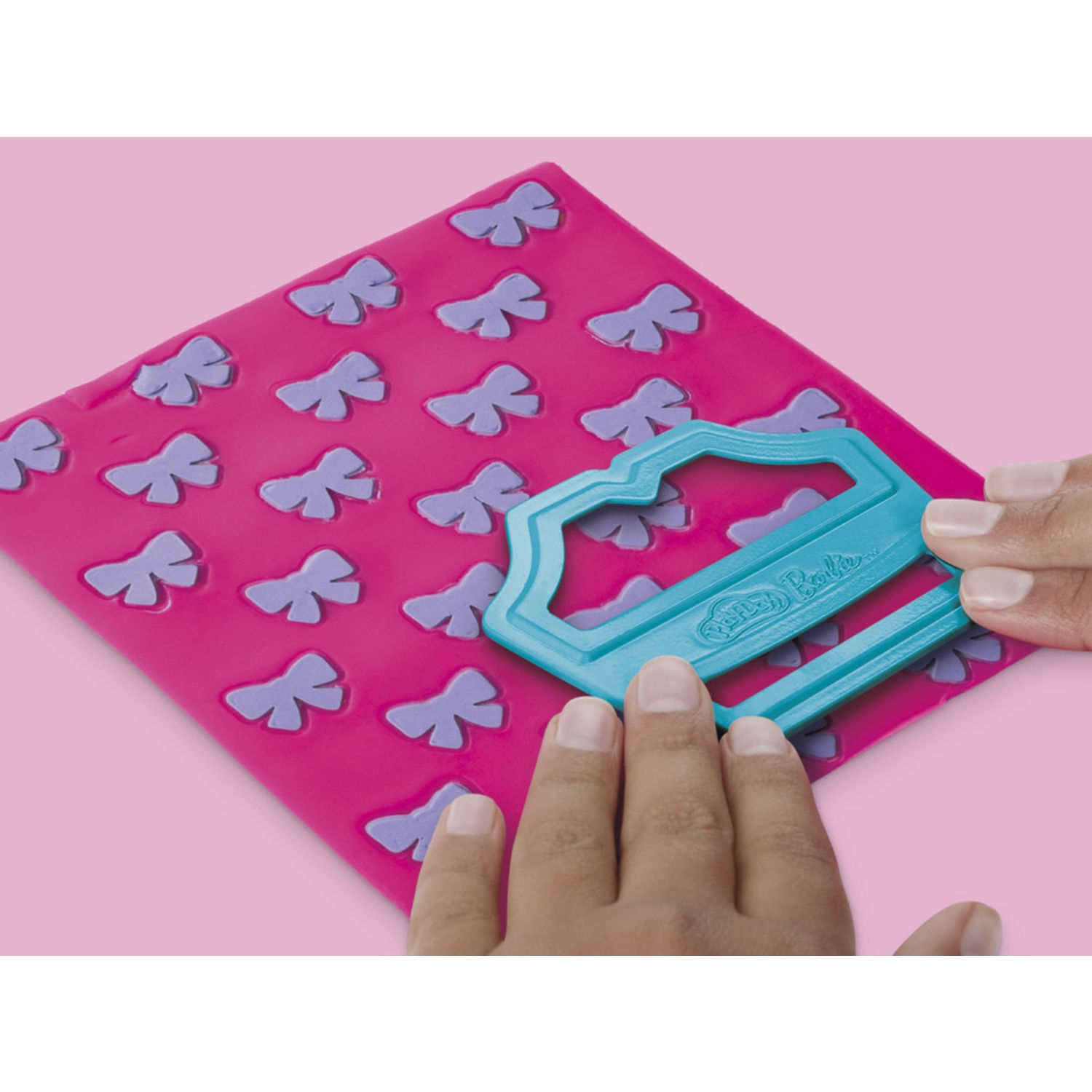 Play-Doh Barbie Ruffles and Bows set with accessories (British brand)