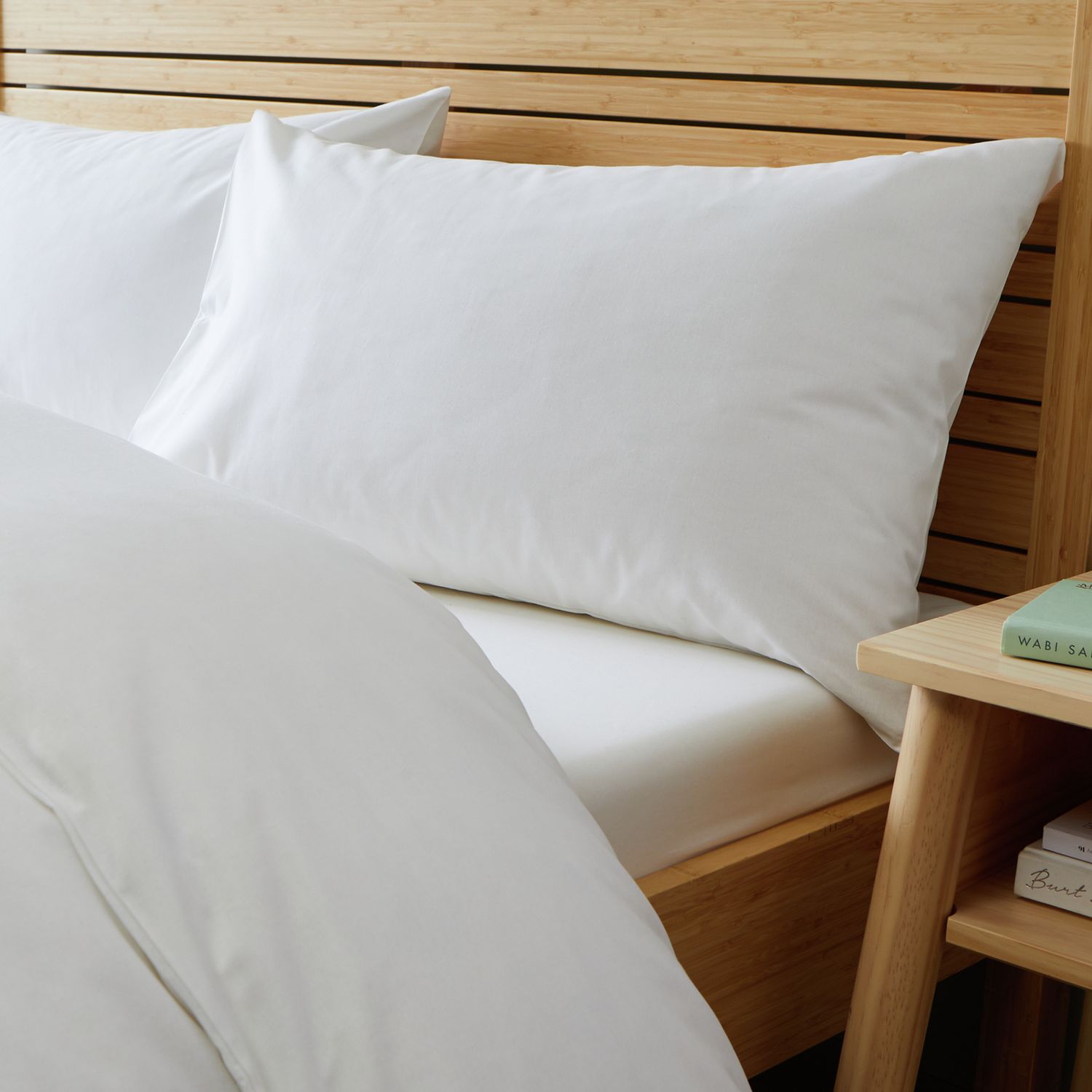 Habitat Easycare Plain White Bedding Bundle - Double