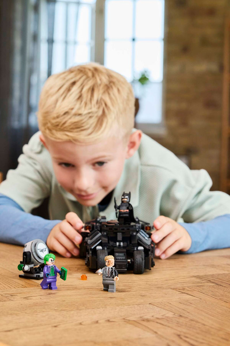 LEGO Batman Tumbler Playset 429 Pieces - British product