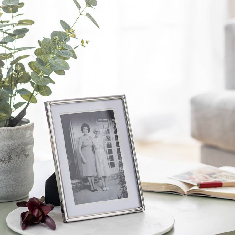 Habitat skinny silver metal picture frame 5x7, imported from the UK