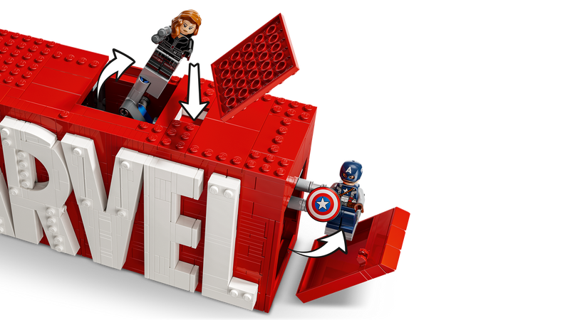 LEGO MARVEL Display Set 931 pieces, imported from the UK